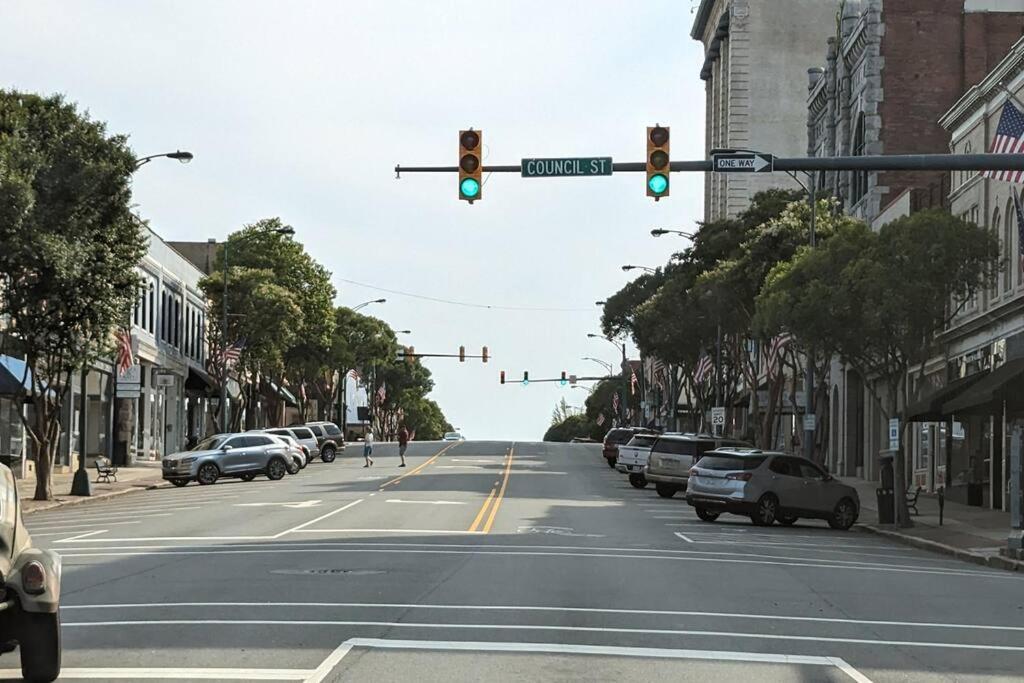Modern Home Steps To Historic Downtown Salisbury Esterno foto